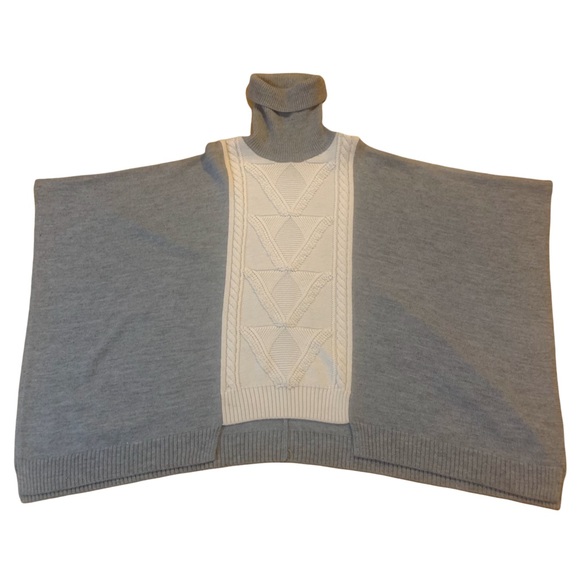 Cape Daisy Sweaters - Women’s Wool Blend Chunky Knit Poncho Turtleneck Cream Grey One Size